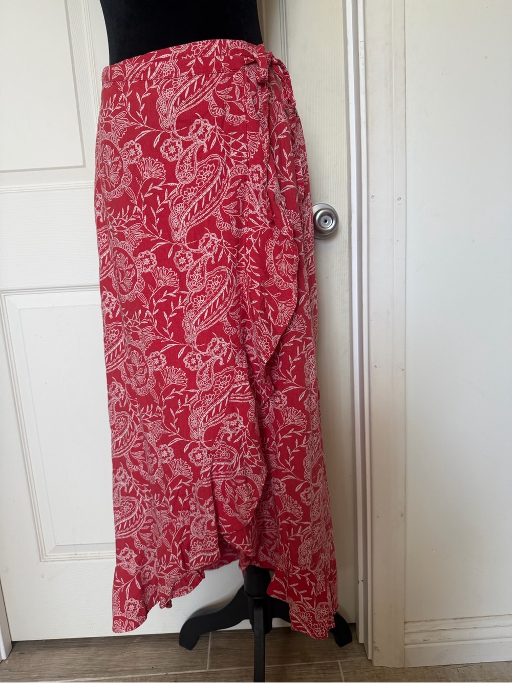 Universal Thread Red Floral Wrap Sarong